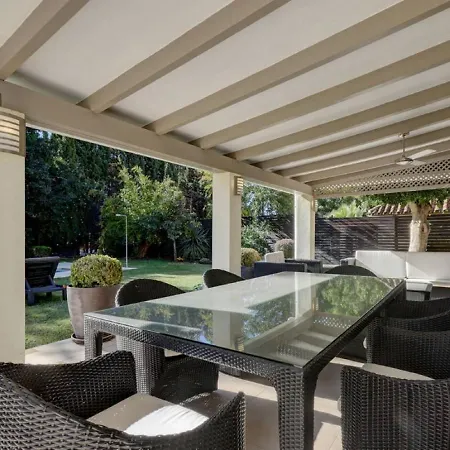 빌라 Stunning 5 Bedroom In Puerto Banus With Pool *