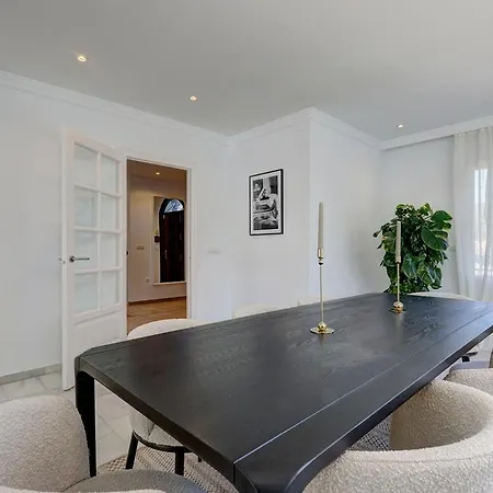Stunning 5 Bedroom In Puerto Banus With Pool Marbella